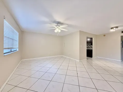 139 Tuscany B Delray Beach FL 33446