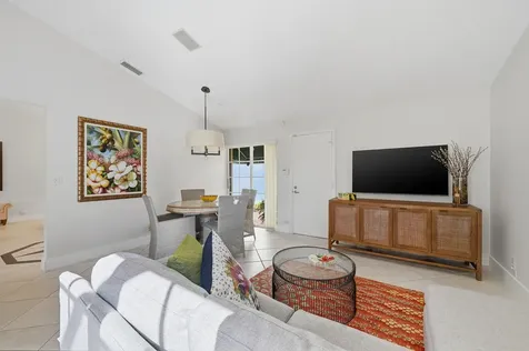 6370 Las Flores Drive Boca Raton FL 33433