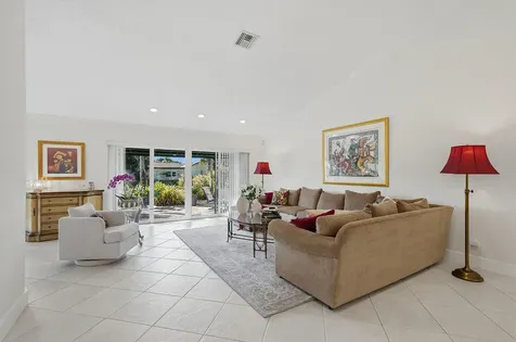 6370 Las Flores Drive Boca Raton FL 33433