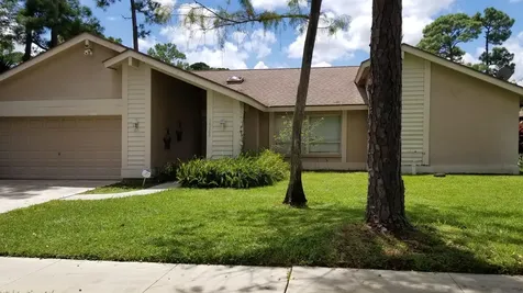 14060 Greentree Drive Wellington FL 33414
