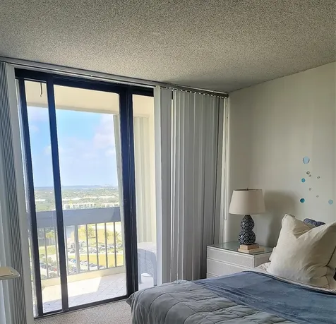 2000 Presidential Way West Palm Beach FL 33401