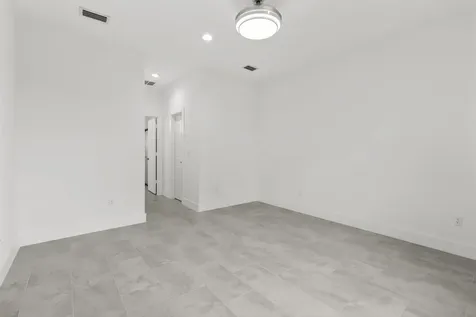 8145 97th Avenue Vero Beach FL 32967
