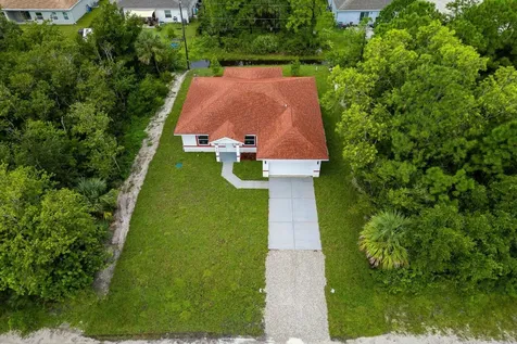 8145 97th Avenue Vero Beach FL 32967