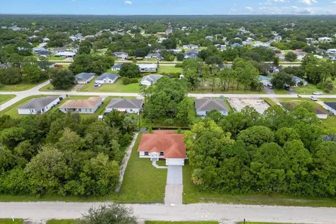 8145 97th Avenue Vero Beach FL 32967