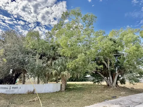 401 SW Tulip Boulevard Port Saint Lucie FL 34953