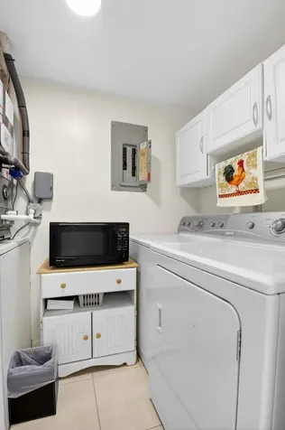 321 Knotty Pine Circle Greenacres FL 33463