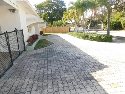 7614 S Olive Avenue West Palm Beach FL 33405