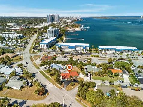 301 Wilma Circle Riviera Beach FL 33404
