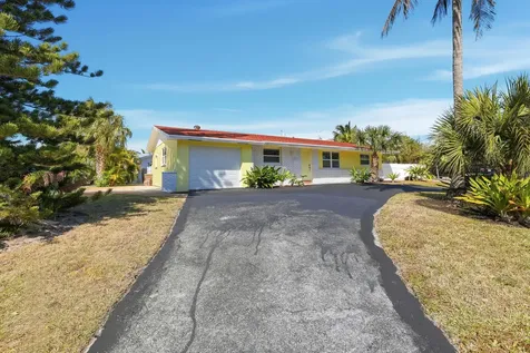 301 Wilma Circle Riviera Beach FL 33404