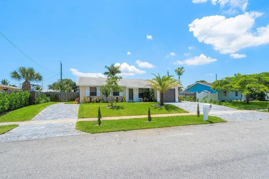 1837 16th Avenue Lake Worth Beach FL 33460