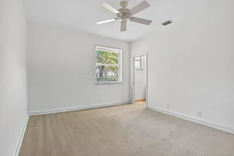 6855 Nw 102nd Lane Parkland FL 33076