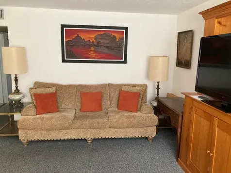 221 Waterford J Delray Beach FL 33446
