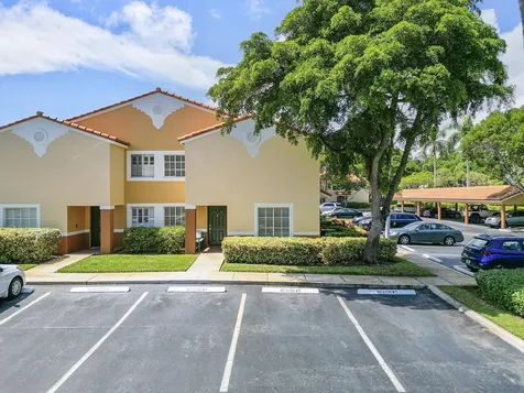 123 Yacht Club Way Hypoluxo FL 33462