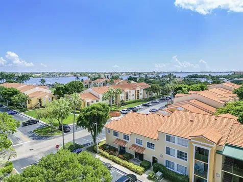 123 Yacht Club Way Hypoluxo FL 33462