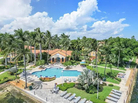 123 Yacht Club Way Hypoluxo FL 33462