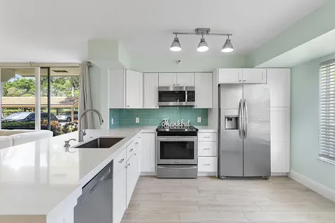 123 Yacht Club Way Hypoluxo FL 33462
