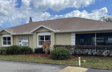 1560 SE Royal Green Circle Port Saint Lucie FL 34952