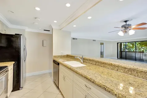 601 Brackenwood Cove Palm Beach Gardens FL 33418