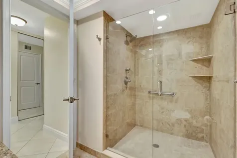 601 Brackenwood Cove Palm Beach Gardens FL 33418