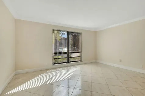 601 Brackenwood Cove Palm Beach Gardens FL 33418