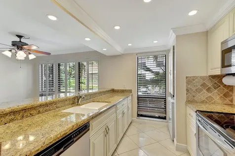 601 Brackenwood Cove Palm Beach Gardens FL 33418