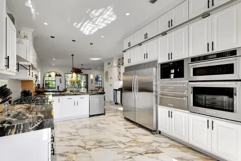 301 Del Sol Circle Tequesta FL 33469