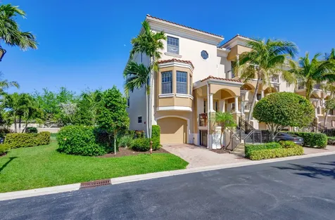 301 Del Sol Circle Tequesta FL 33469