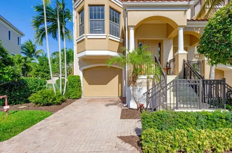 301 Del Sol Circle Tequesta FL 33469