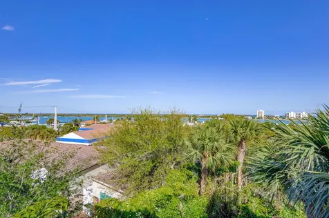 301 Del Sol Circle Tequesta FL 33469
