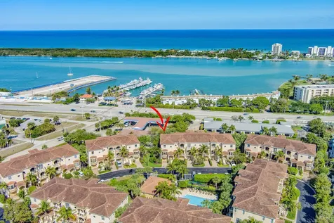 301 Del Sol Circle Tequesta FL 33469