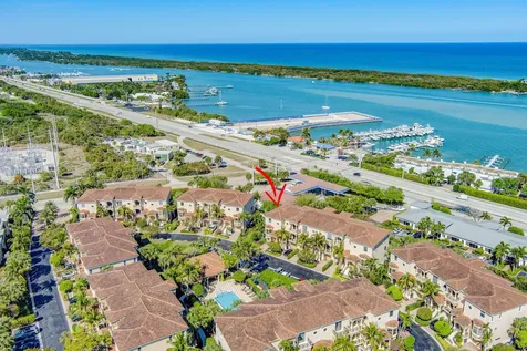 301 Del Sol Circle Tequesta FL 33469