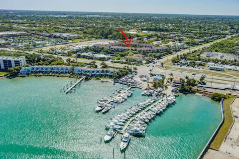 301 Del Sol Circle Tequesta FL 33469