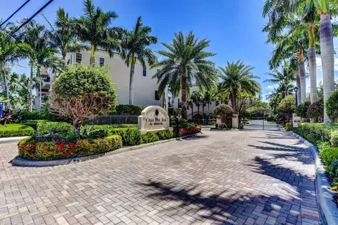 301 Del Sol Circle Tequesta FL 33469