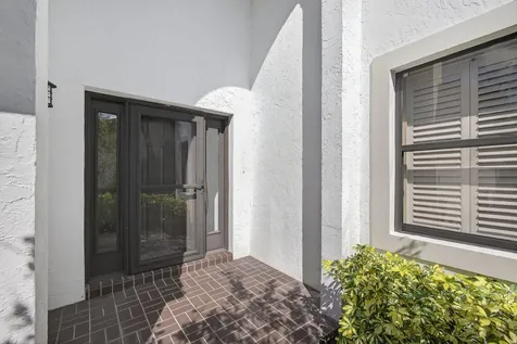 16648 Traders Crossing Jupiter FL 33477