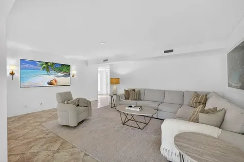 16648 Traders Crossing Jupiter FL 33477