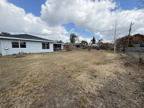 548 SE Oceanspray Terrace Port Saint Lucie FL 34983