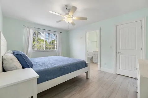 123 Yacht Club Way Hypoluxo FL 33462