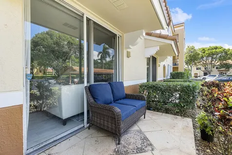 123 Yacht Club Way Hypoluxo FL 33462