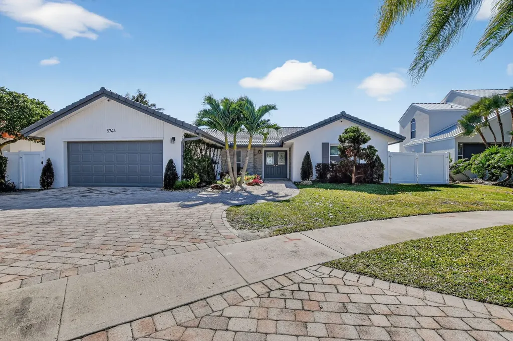 5744 Vista Linda Lane Boca Raton FL 33433