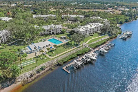 2500 Se Anchorage Cove Port Saint Lucie FL 34952