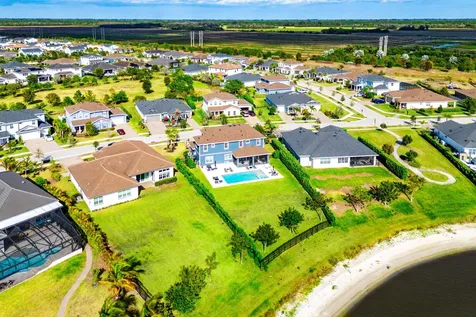 923 Hookline Circle The Acreage FL 33470
