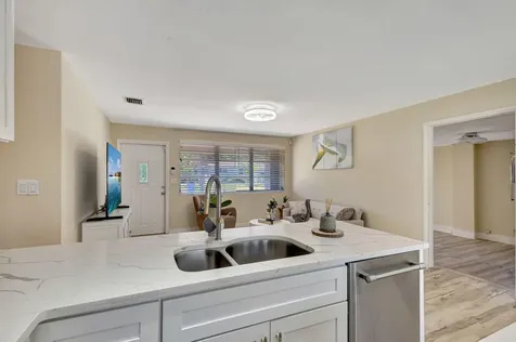 140 W 31st Court Riviera Beach FL 33404