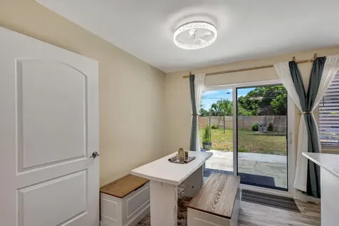 140 W 31st Court Riviera Beach FL 33404