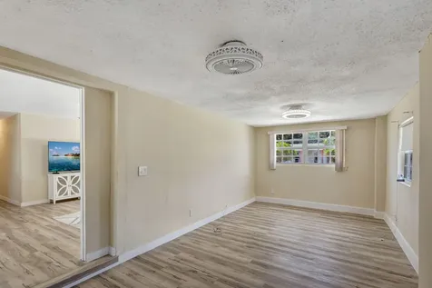140 W 31st Court Riviera Beach FL 33404