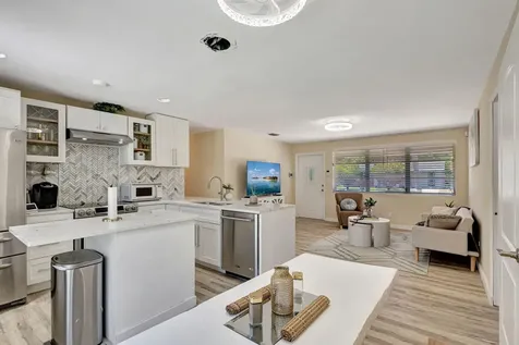 140 W 31st Court Riviera Beach FL 33404