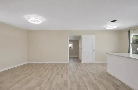 140 W 31st Court Riviera Beach FL 33404