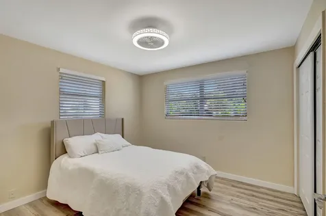 140 W 31st Court Riviera Beach FL 33404