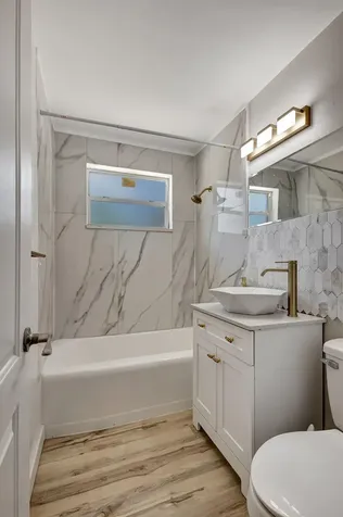 140 W 31st Court Riviera Beach FL 33404
