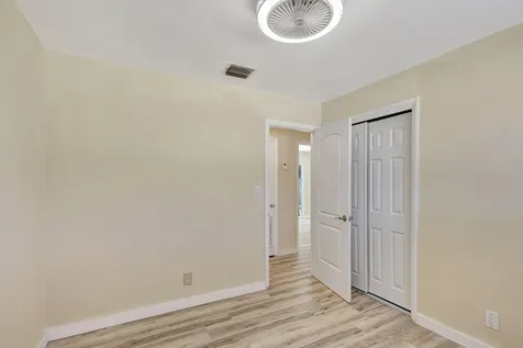 140 W 31st Court Riviera Beach FL 33404