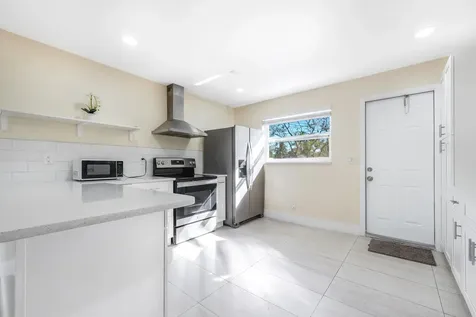 3914 Serubi Avenue Palm Springs FL 33461